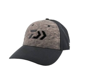 CZAPKA WĘDKARSKA Z DASZKIEM DAIWA D-VEC COYOTE
