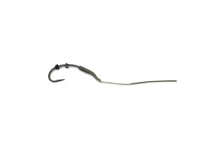 Przypon karpiowy LongShank Blow Back Rig 6 / 25 lb/ 20 cm/  2 szt/ MF