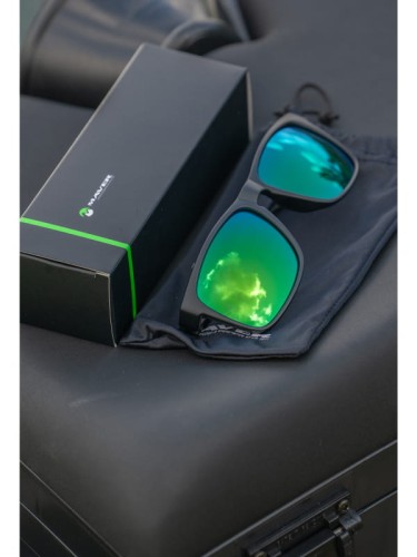 sunglasses-1.jpg