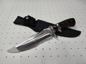 Nóż myśliwski  / wędkarski  Crystal SA89