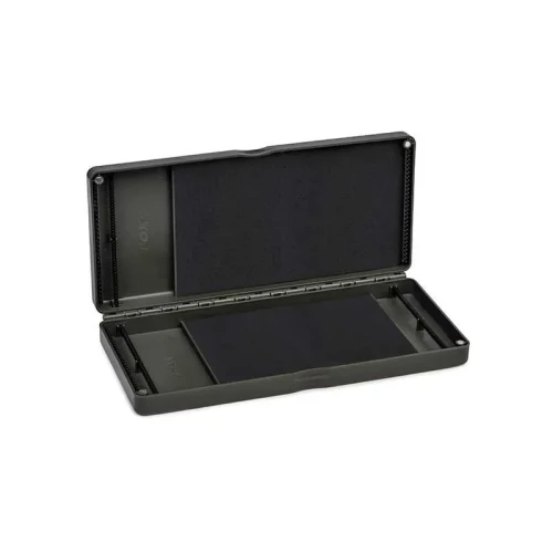 pudelko-na-przypony-fox-edges-rig-box-medium.webp