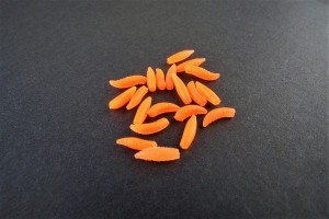  Sztuczny Robak Orange FLUO MAD CARP