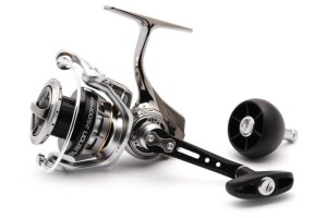 KOŁOWROTEK ABU GARCIA ZENON 2500MSH + plecionka Gosen 0.8 PE ( poekspozycyjny) 